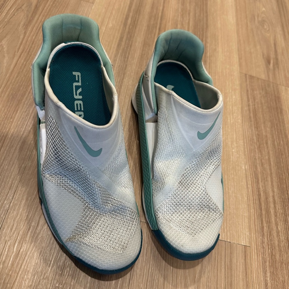 Nike Women’s Slip-On Sneakers in White and Teal - Picture 2 of 10